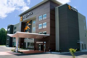 Alojamiento - La Quinta Inn & Suites Manchester