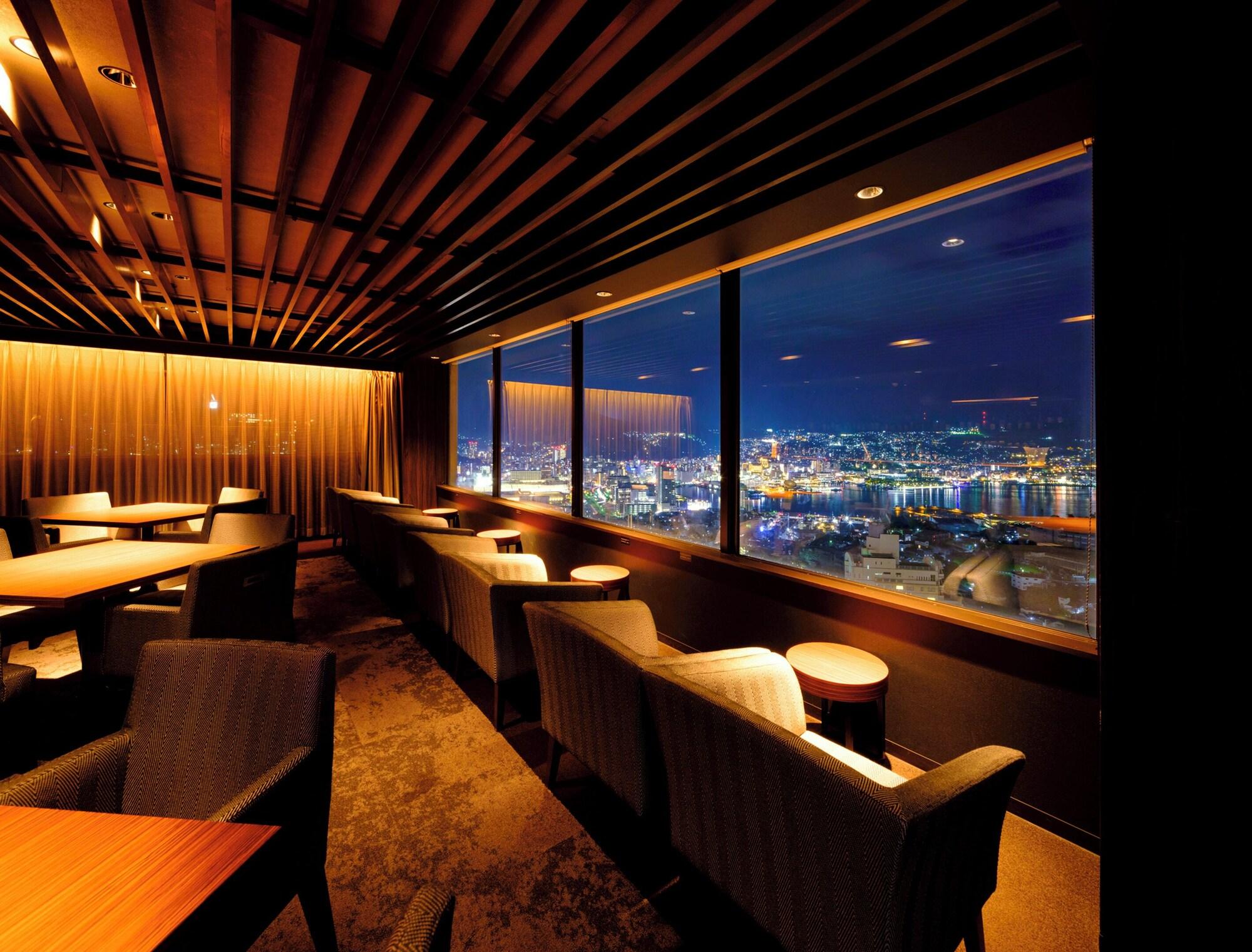 Bar/Salón Inasayama Kanko Hotel