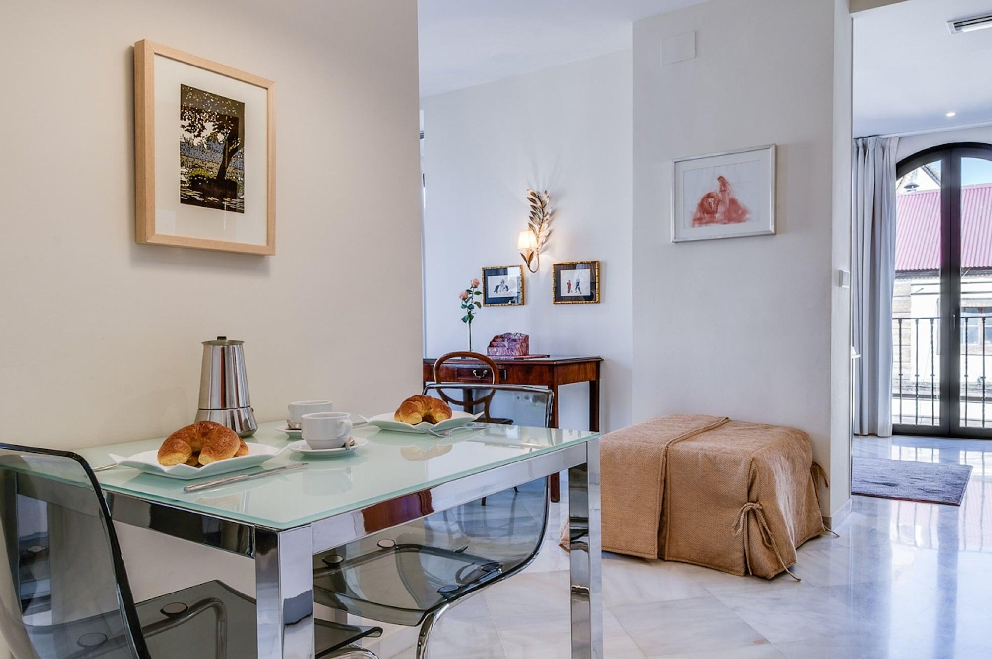 Equipamiento de Habitación Suites Murillo Alcazar