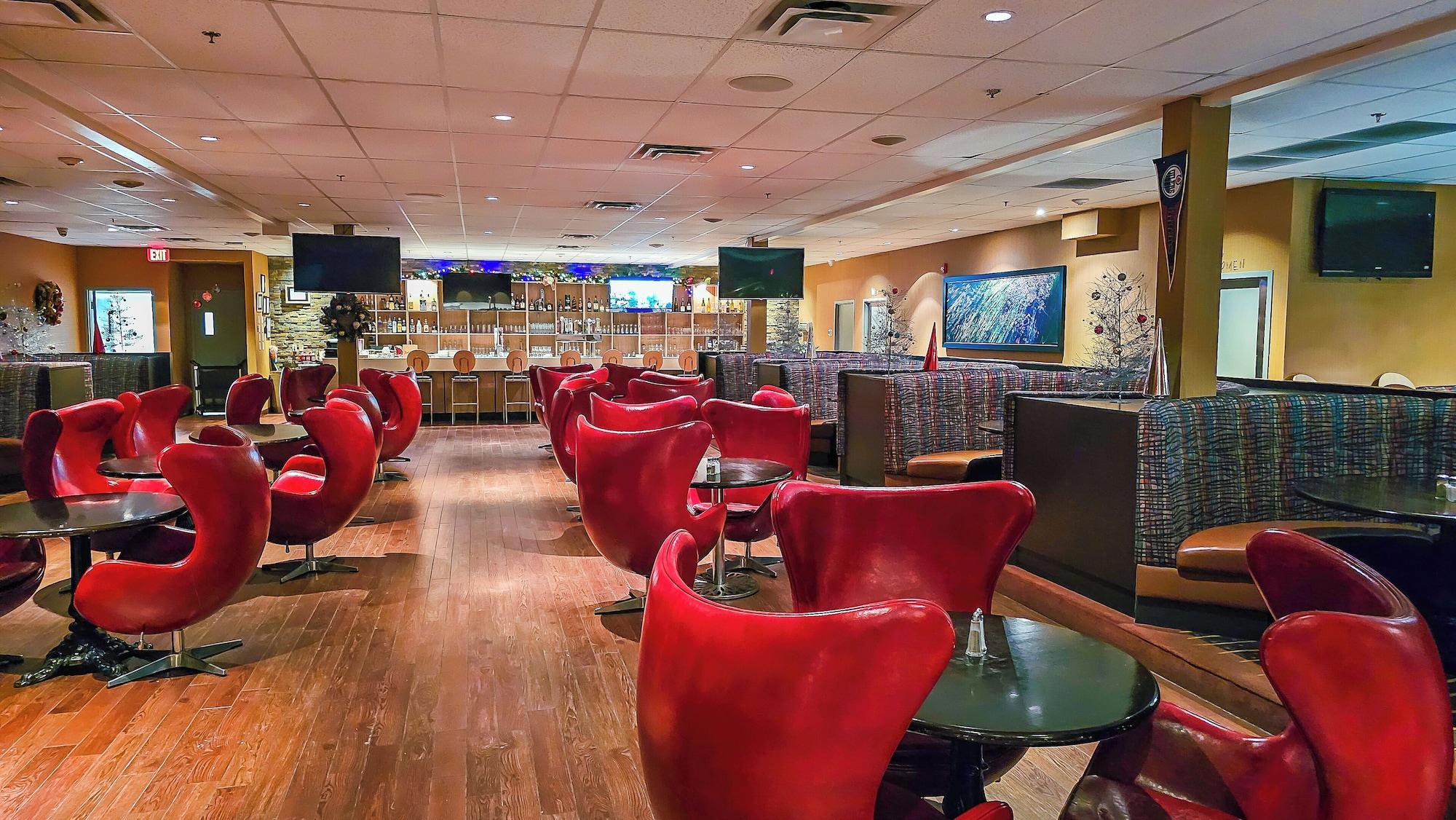 Bar/Salón Edmonton Hotel and Convention Centre