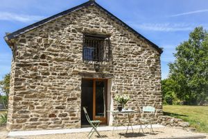 Alquiler Vacacional - Charming 2 bedroom cottage near the Atlantic coast in the heart of Brittany.