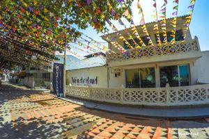 Alojamiento - Wonderland Hostel By GB Collection