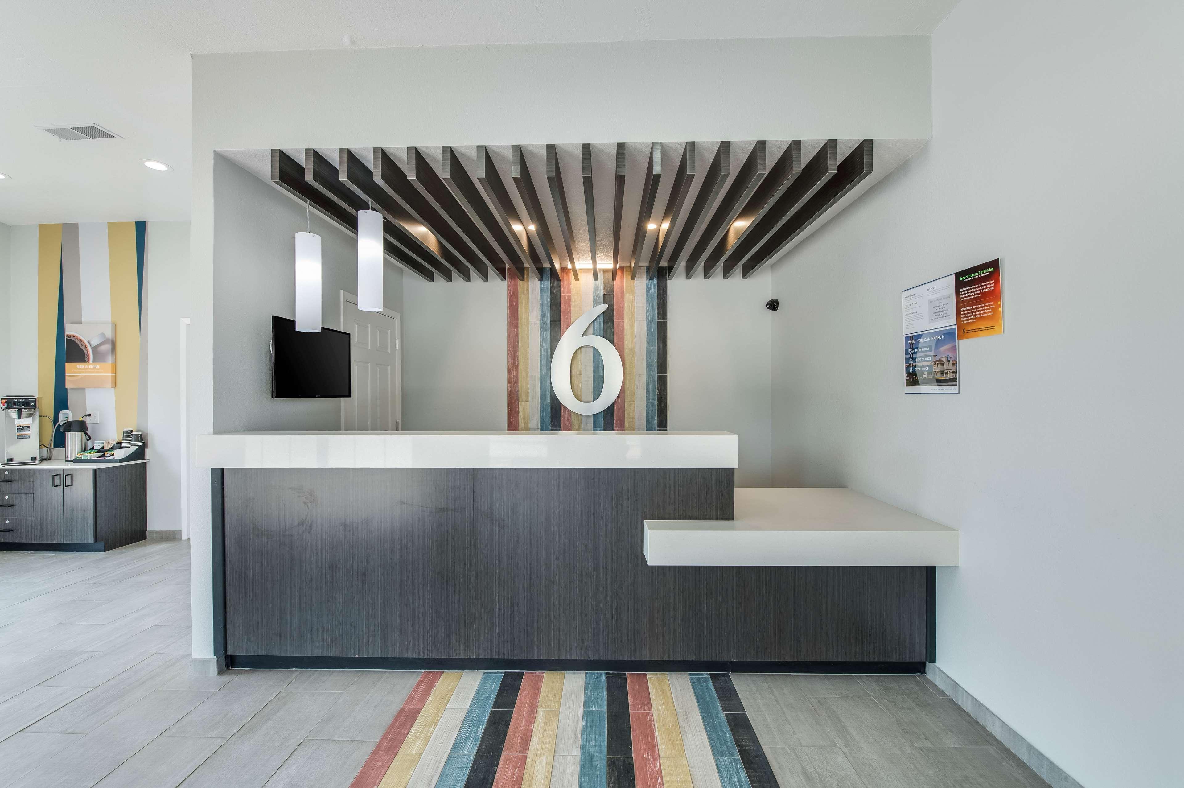 Varios Motel 6 Kilgore, TX