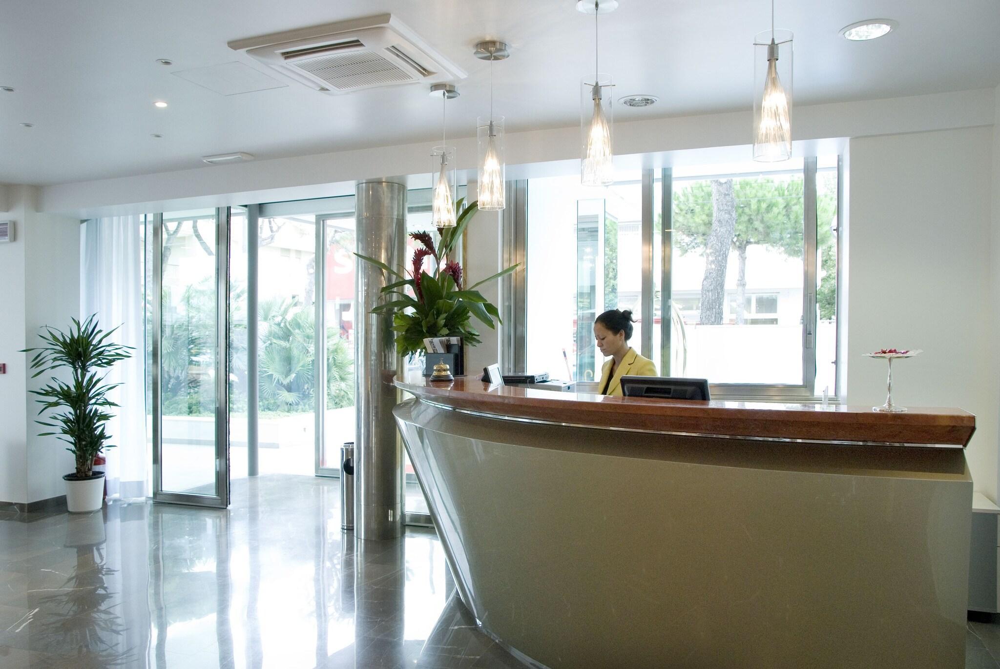 Vista Lobby Hotel Club House