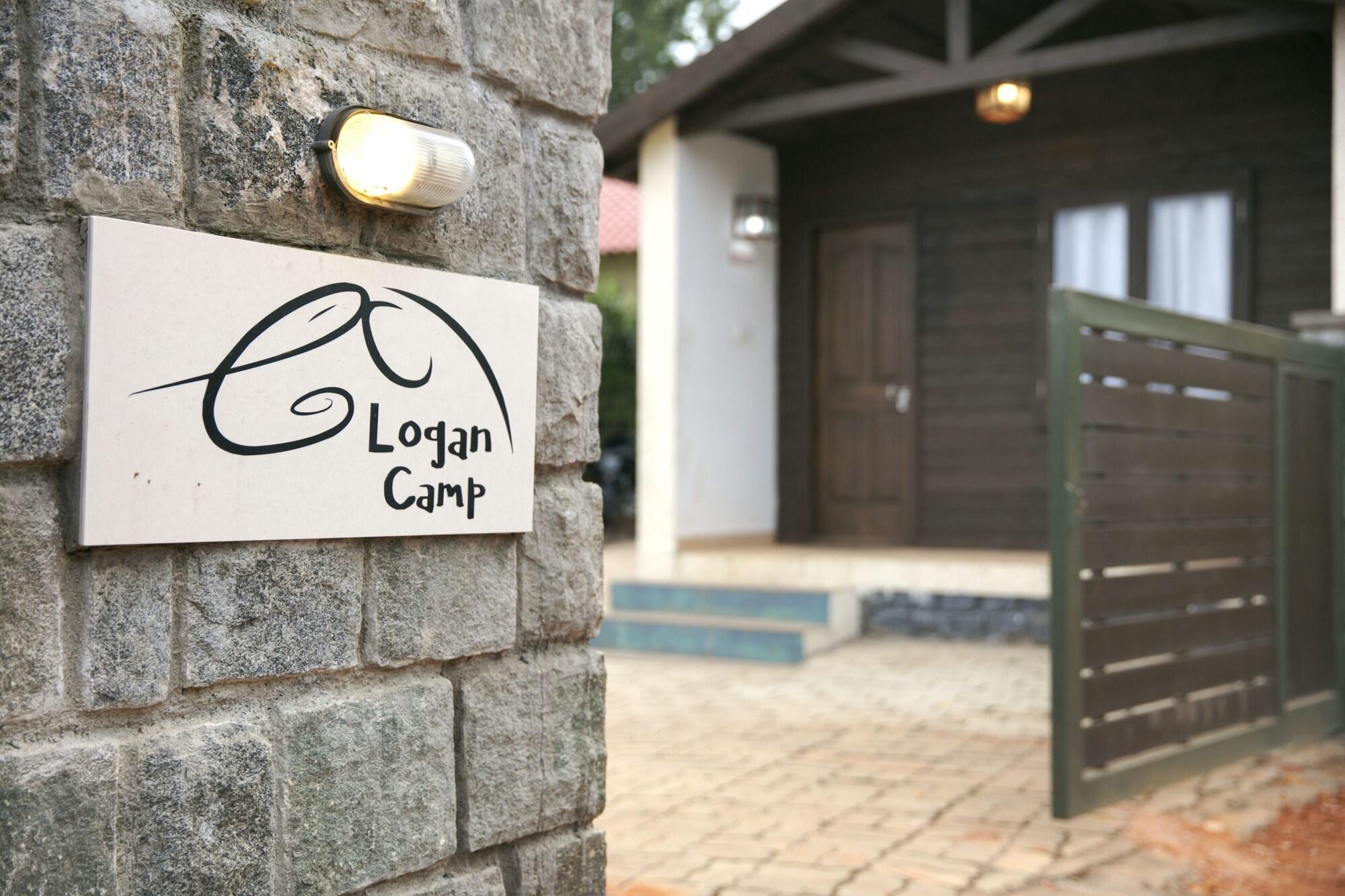 Varios Logan Camp Ooty