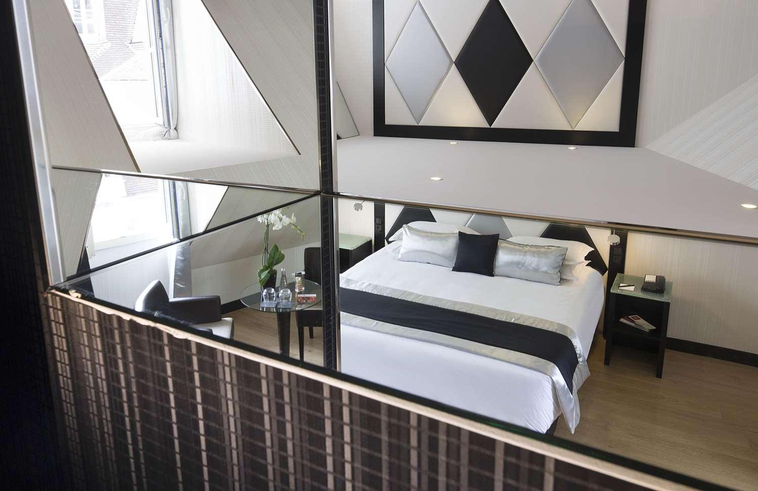 Hotel L'Empire Paris