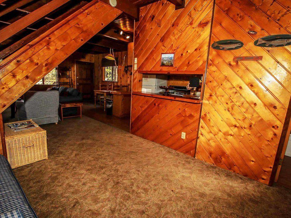 Vista Lobby Bonita Cabin 1154 by RedAwning