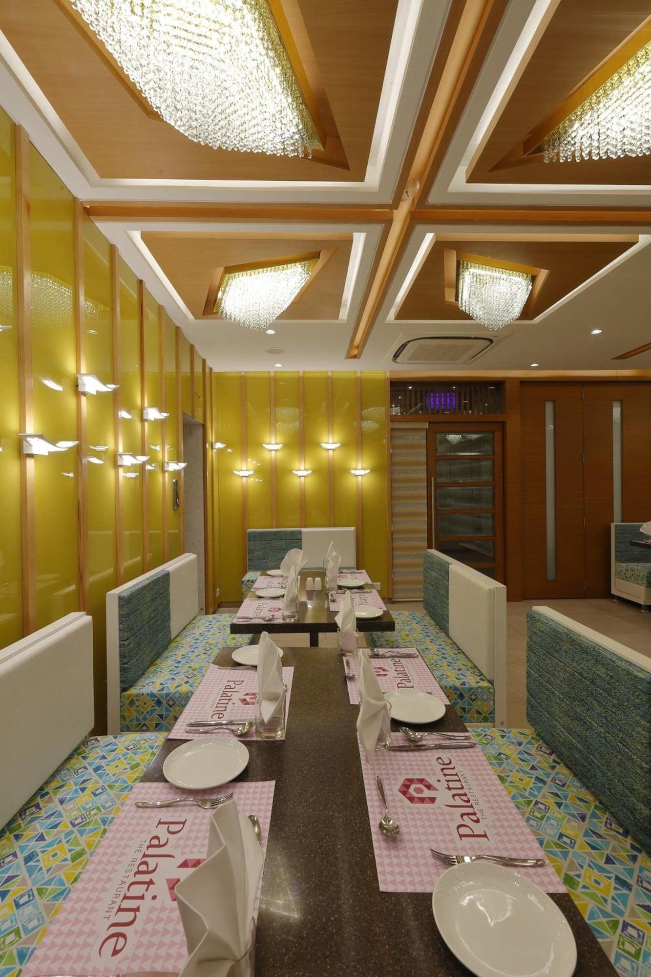 Restaurant Hotel Pragati The Grand