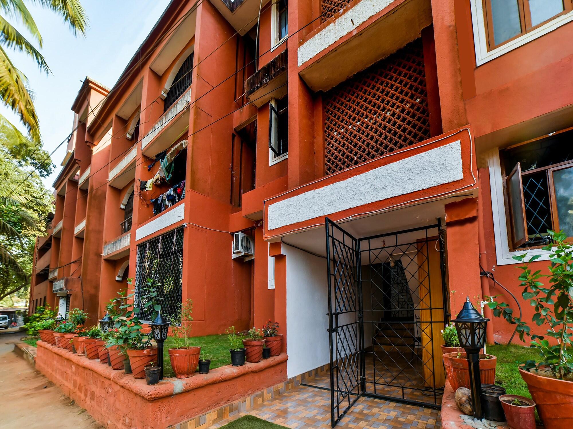 Varios OYO 29082 Pavitra Beach Home