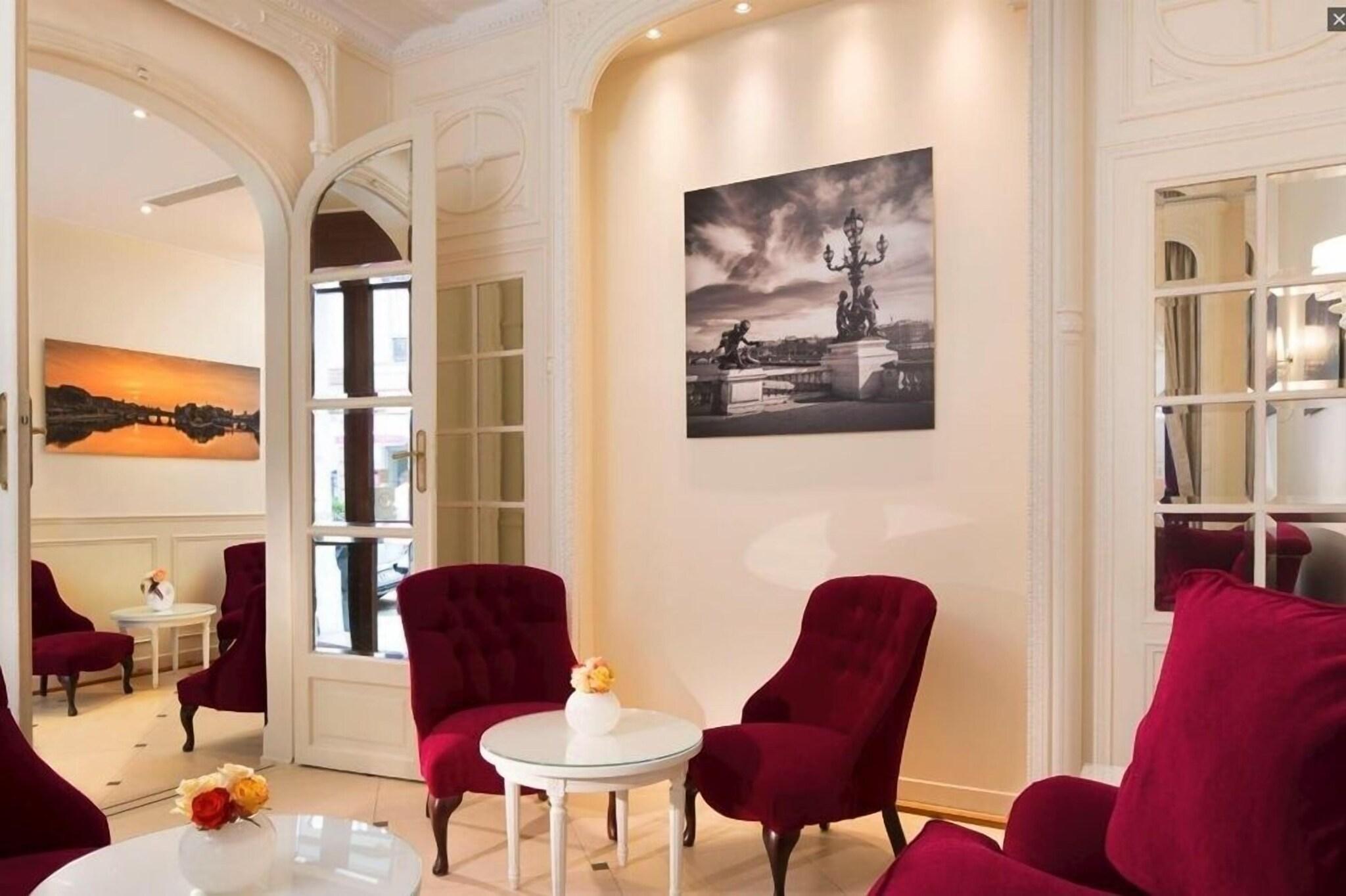 Vista Lobby Hotel Queen Mary Paris