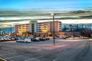 Alojamiento - Holiday Inn Laval Montreal