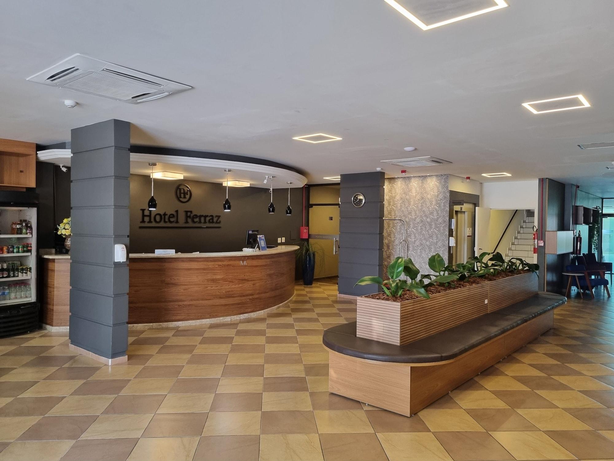 Vista Lobby Hotel Ferraz