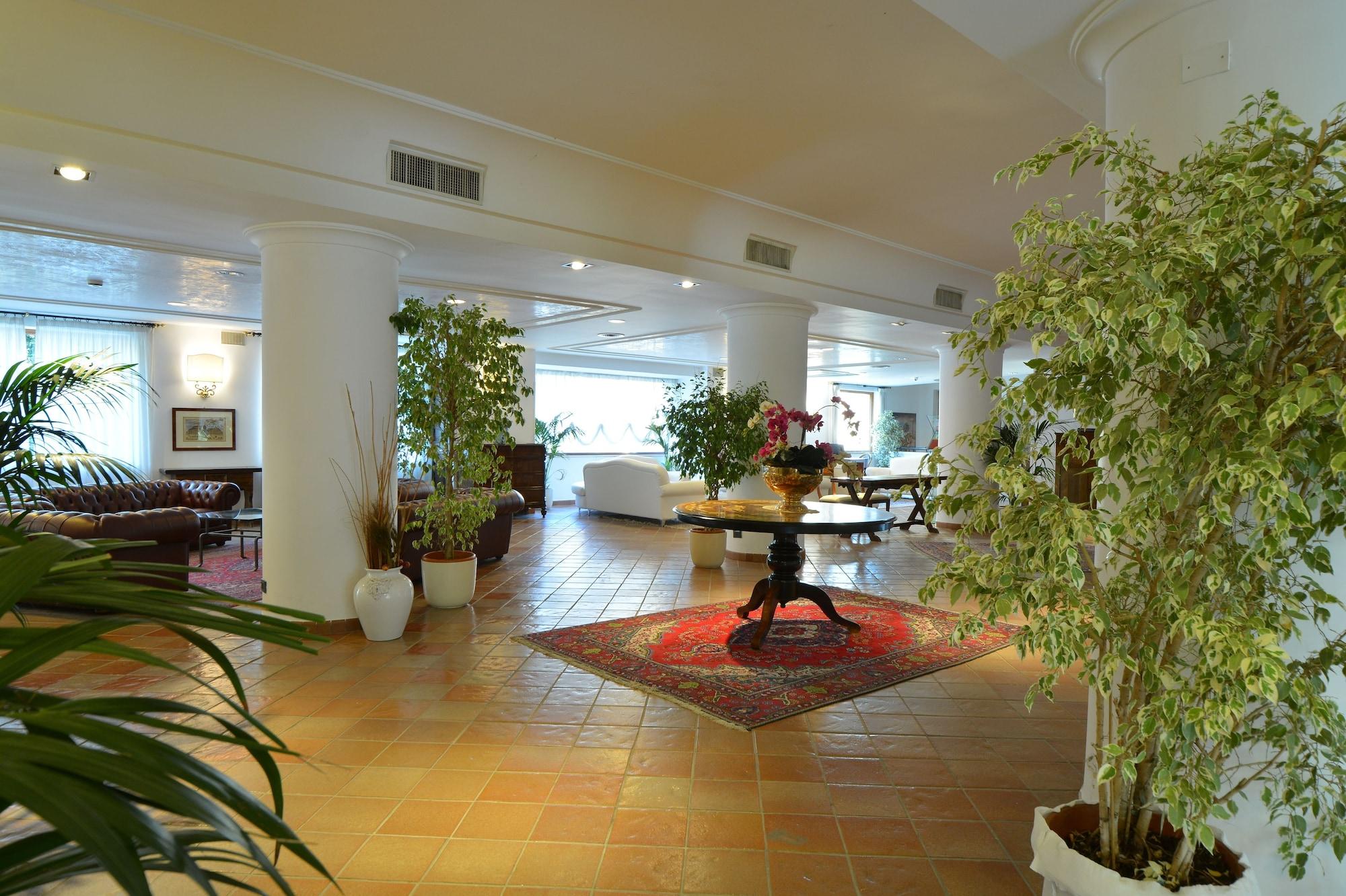 Vista Lobby Hotel della Valle
