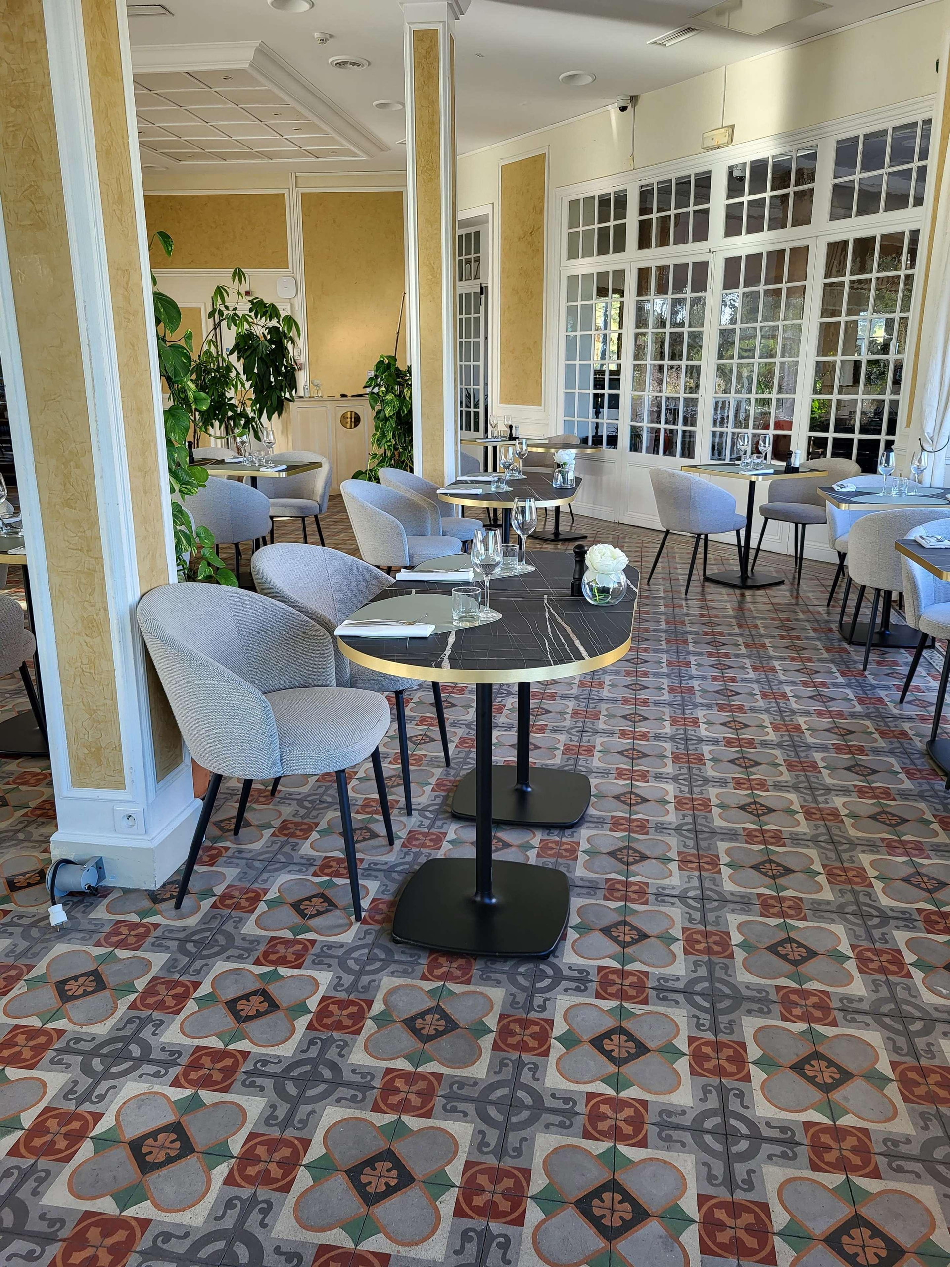 Restaurant Grand Hotel Des Lecques BW Signature Collection