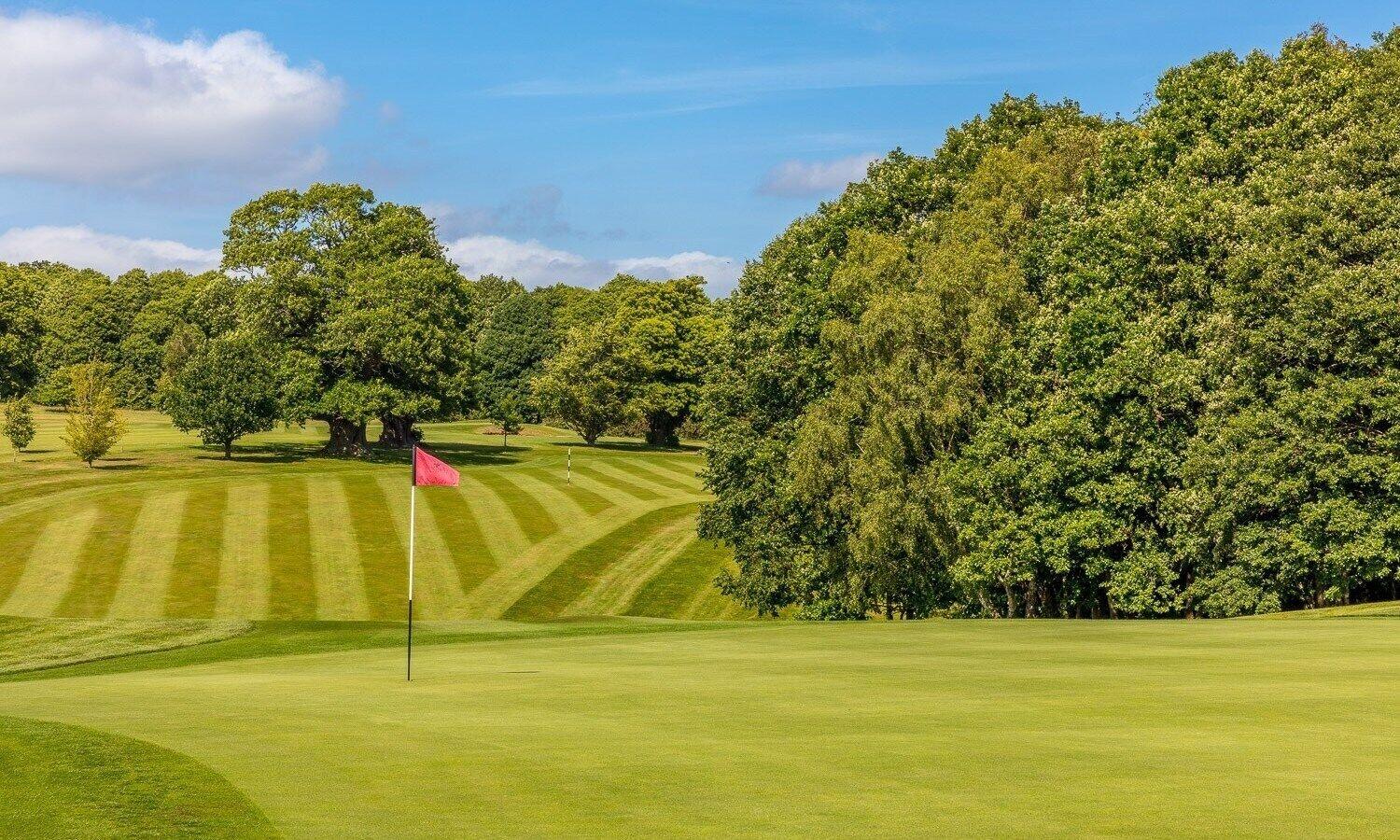 Campo de Golf Cowdray Lodge