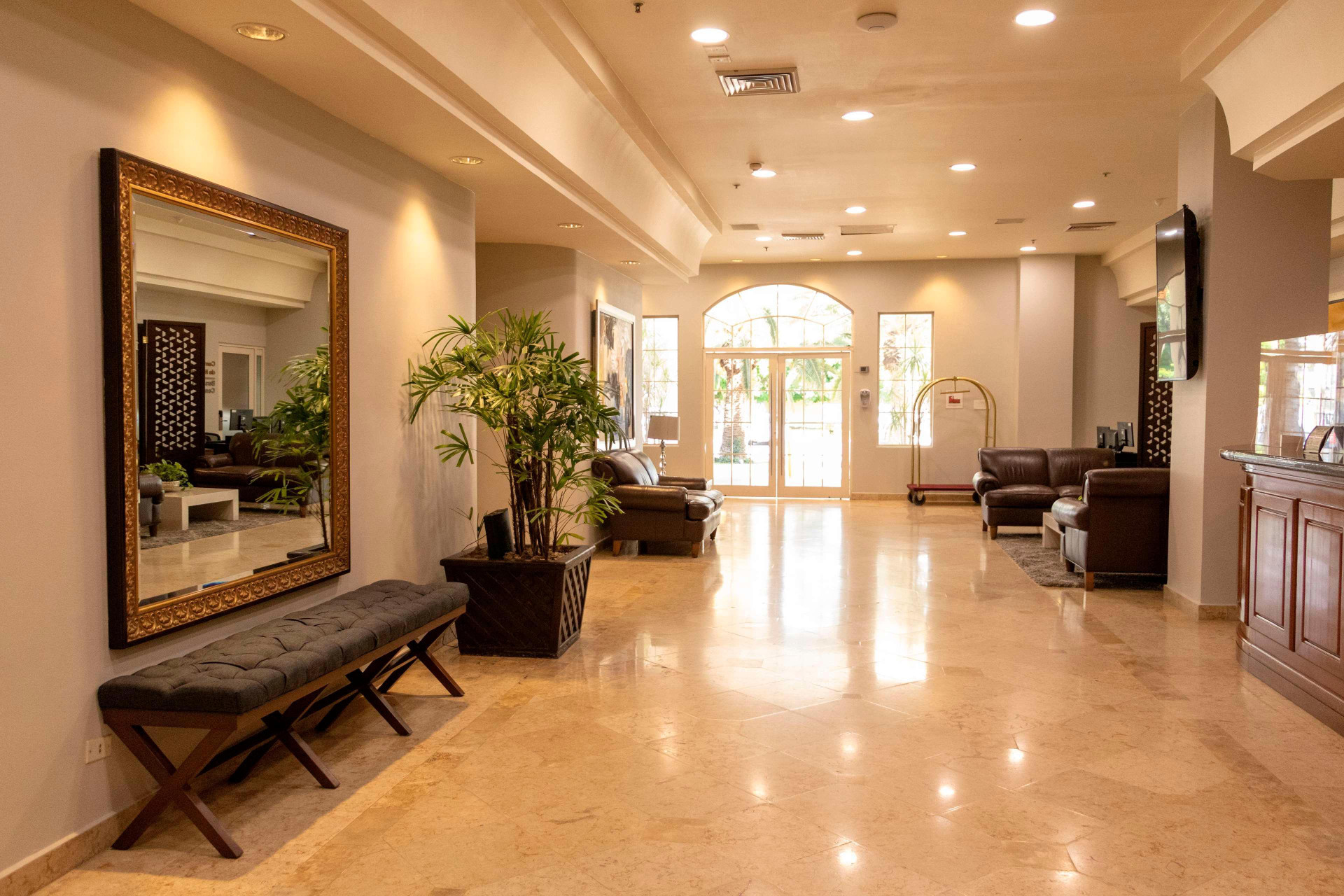 Vista Lobby Best Western Plus Los Mochis