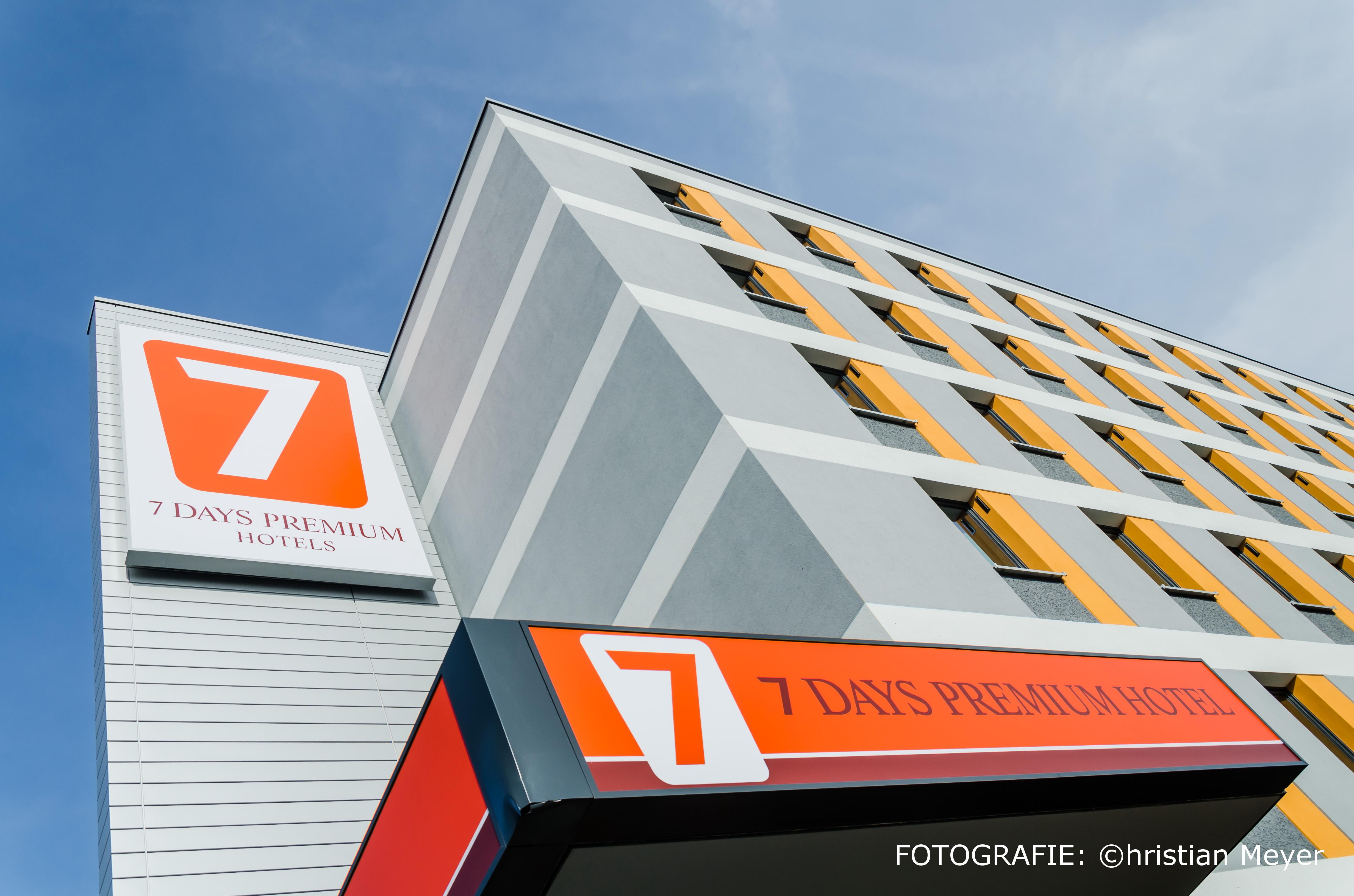 Vista Exterior Campanile Leipzig Halle Airport
