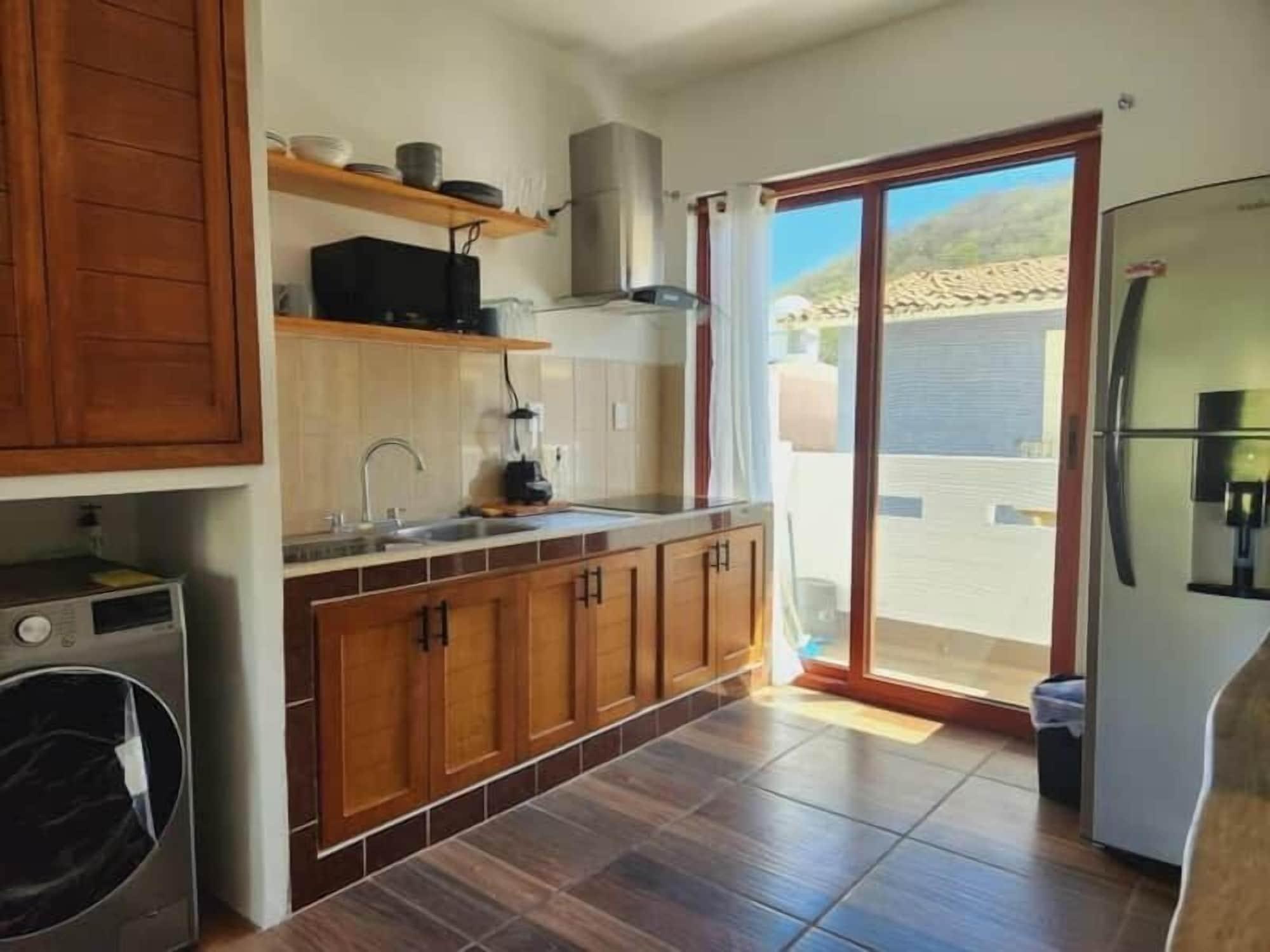 Equipamiento de Habitación Alegre Amanecer By YALP