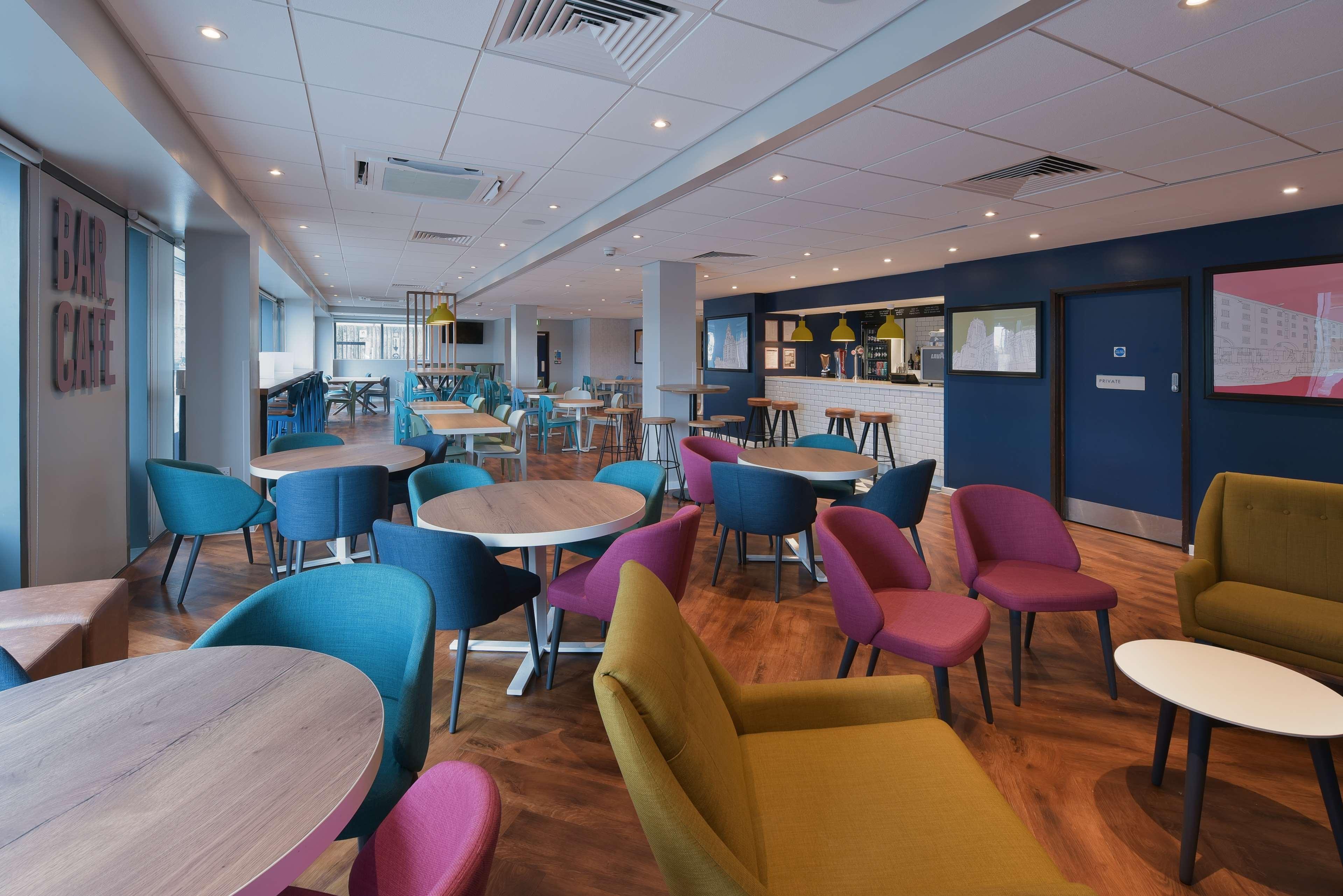 Restaurant Travelodge Liverpool Central The Strand