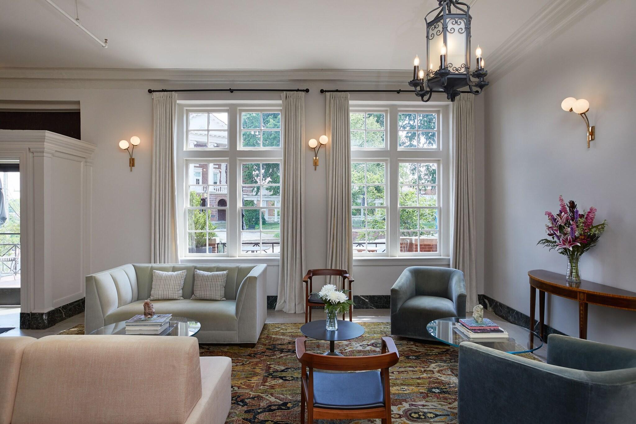 Vista Lobby Hotel Weyanoke