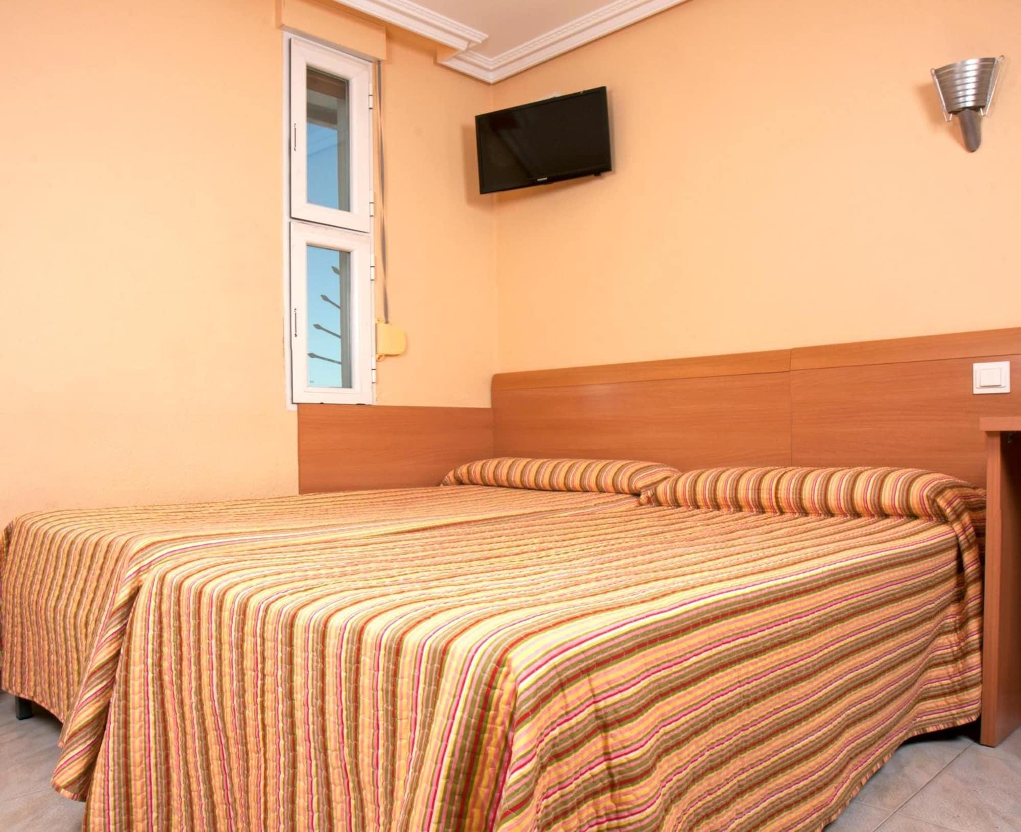 Habitación HOSTAL EUROPA pensión