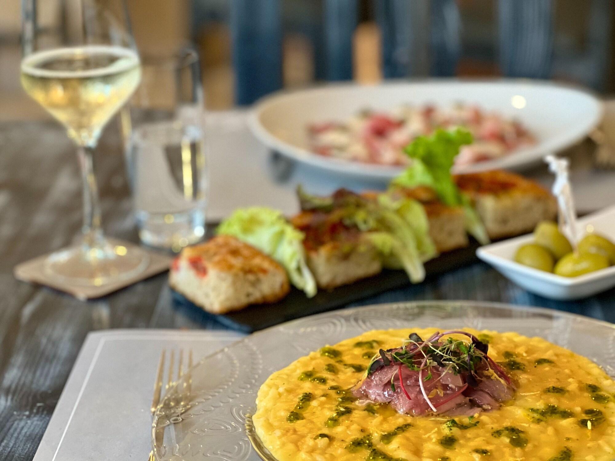 Restaurant Branco Suites