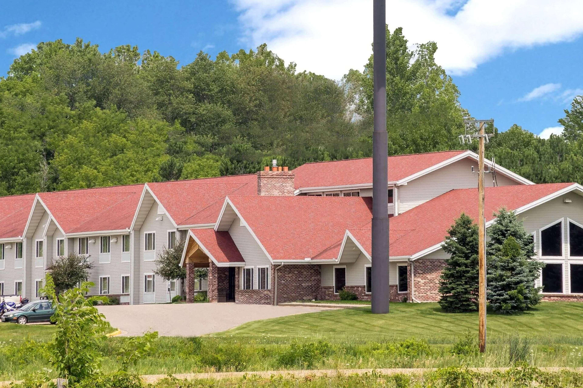 Vista Exterior Americinn By Wyndham Baldwin
