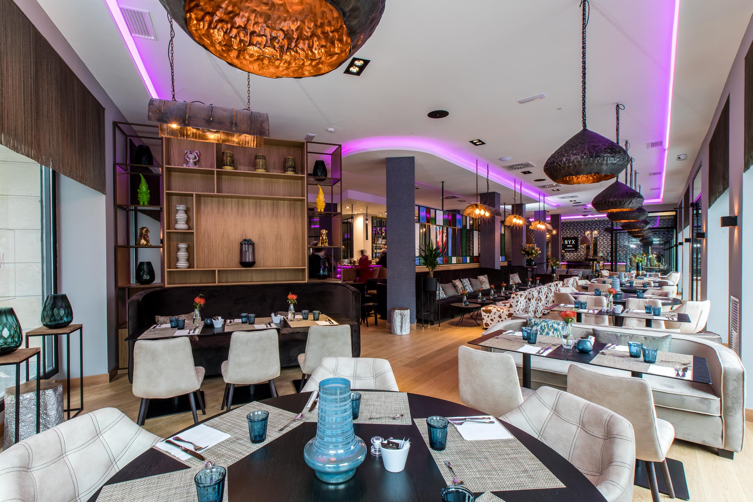 Restaurant NYX Hotel Bilbao by Leonardo Hotels
