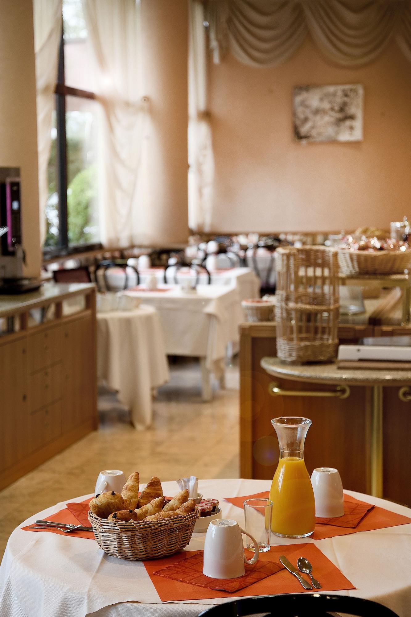 Restaurant Logis Lyon Est