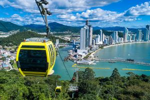 Passeio - Tour Panorâmico B.Camboriú com Cristo Luz, Parque Unipraias
