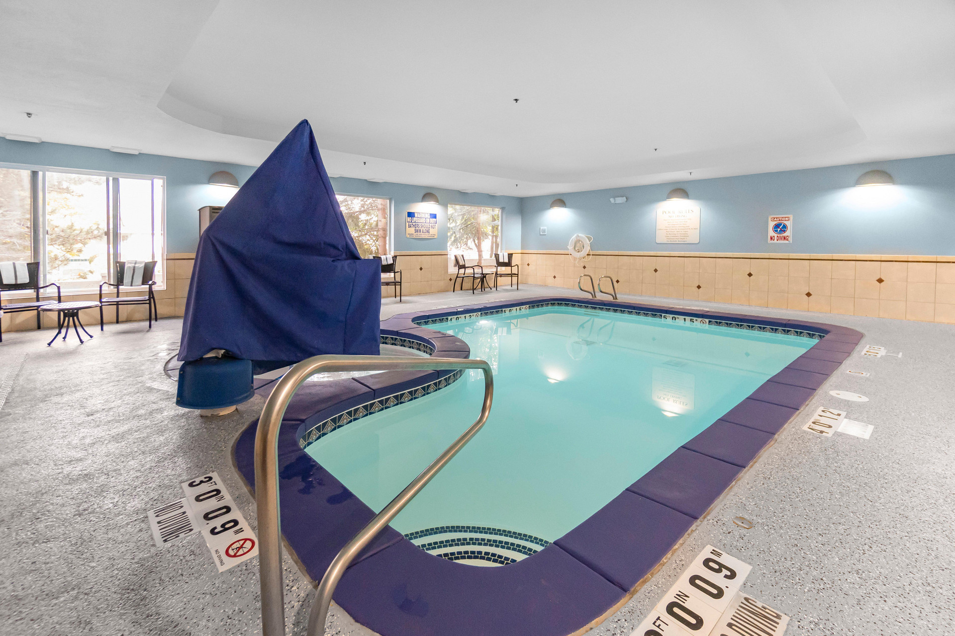 Vista Piscina Holiday Inn Express Salt Lake City South - Midvale by IHG