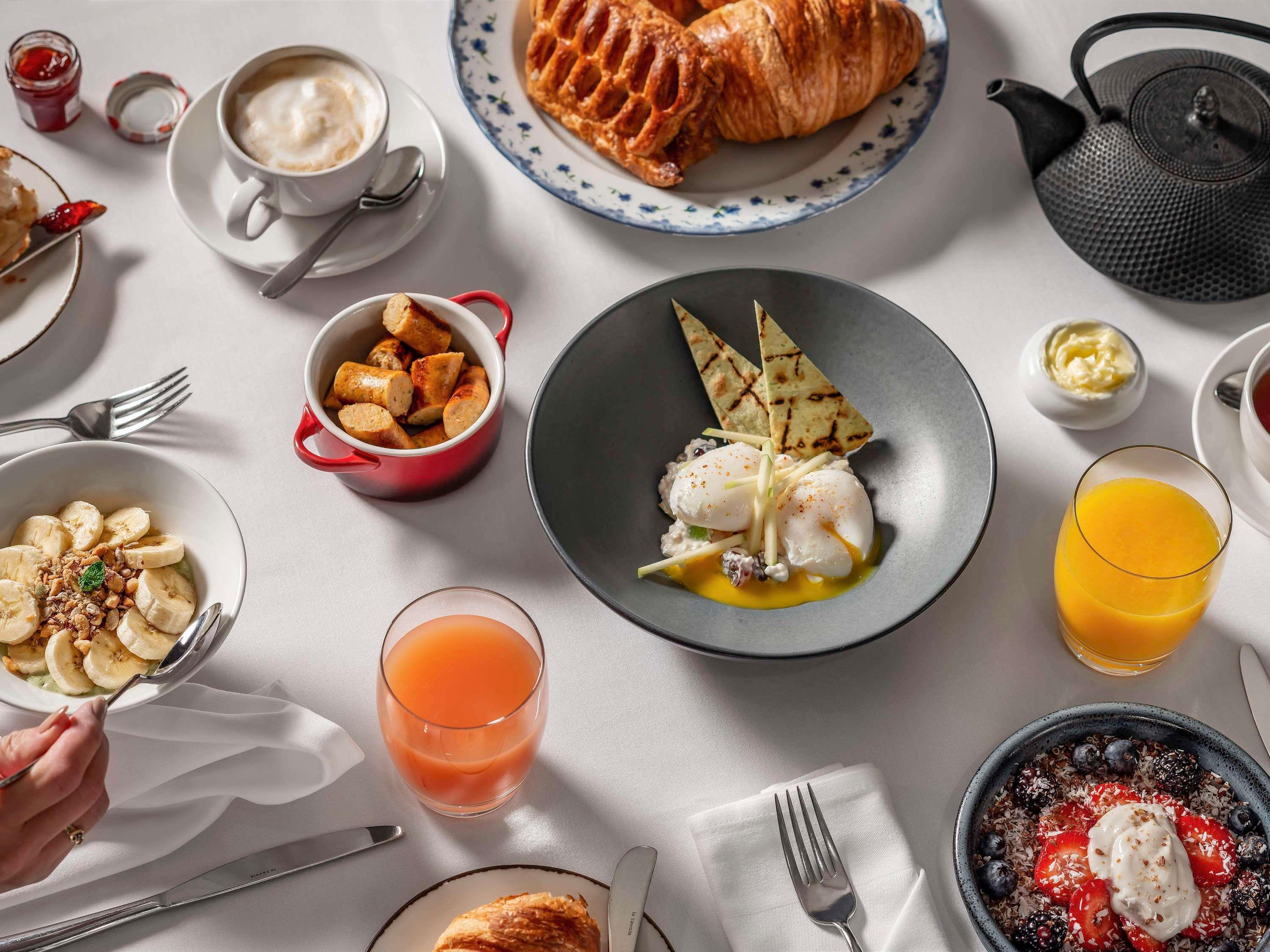 Restaurant Sofitel Montreal Golden Mile