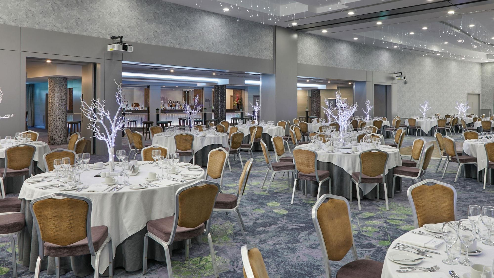 Sala de Reuniones Crowne Plaza Hotel Blanchardstown by IHG