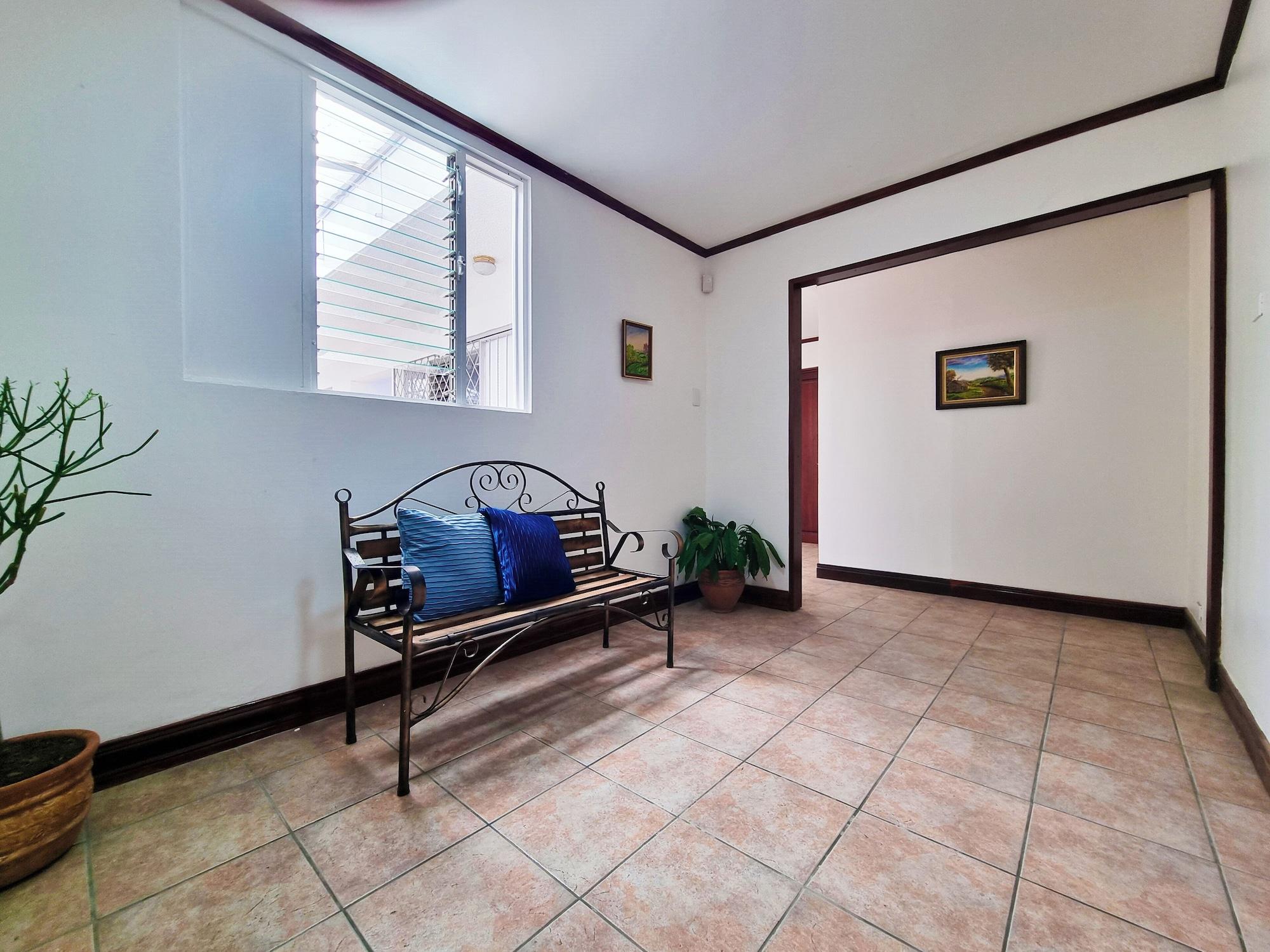 Vista Lobby Sabana Studios