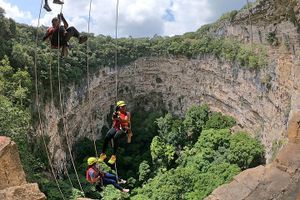 Actividad - Sima de las Cotorras y Cascada el Aguacero