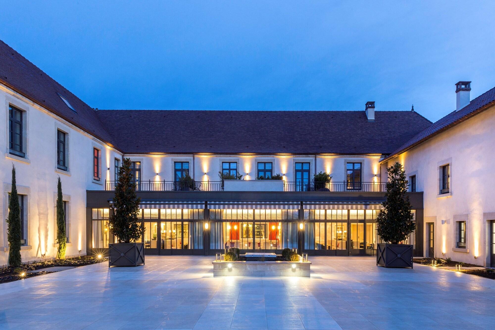 Vista Exterior Best Western Premier Hotel & Spa Les Sept Fontaines