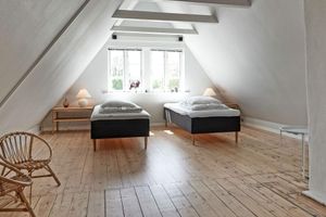 Alquiler Vacacional - 8 Person Holiday Home in Ronne