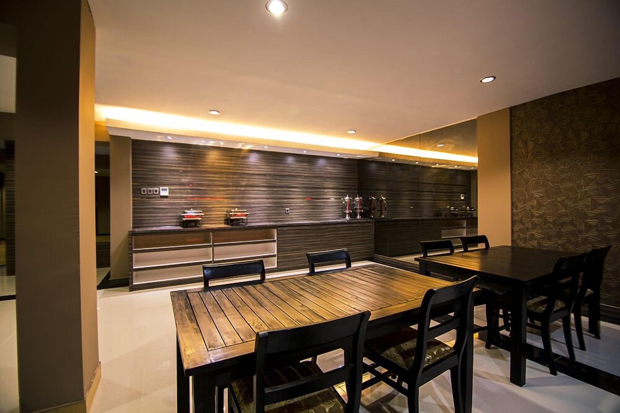 Restaurant Kireinn Hotel Batam