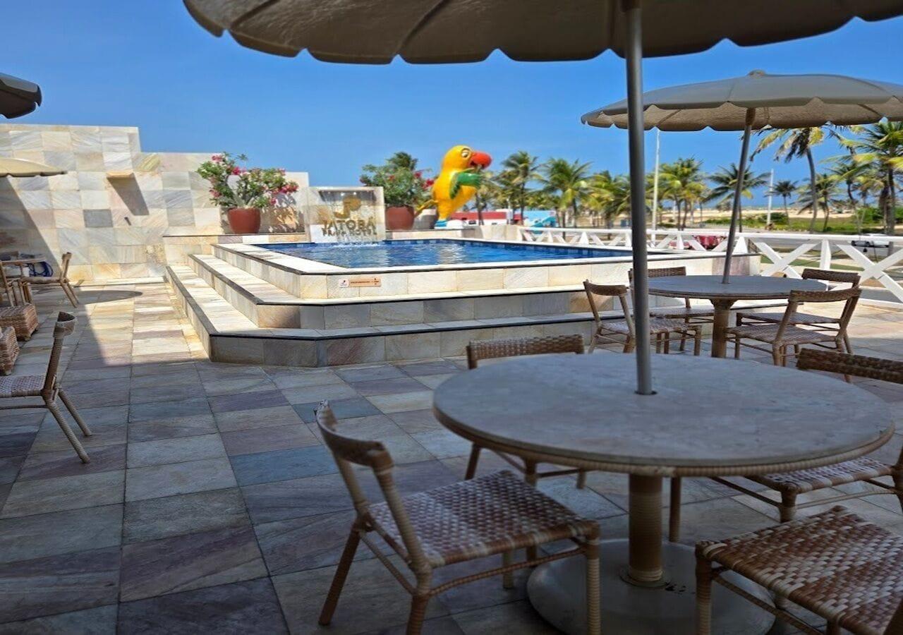 Vista da piscina Jatobá Praia Hotel
