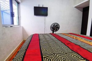 Alquiler Vacacional - Two-story house half a block from the beach.