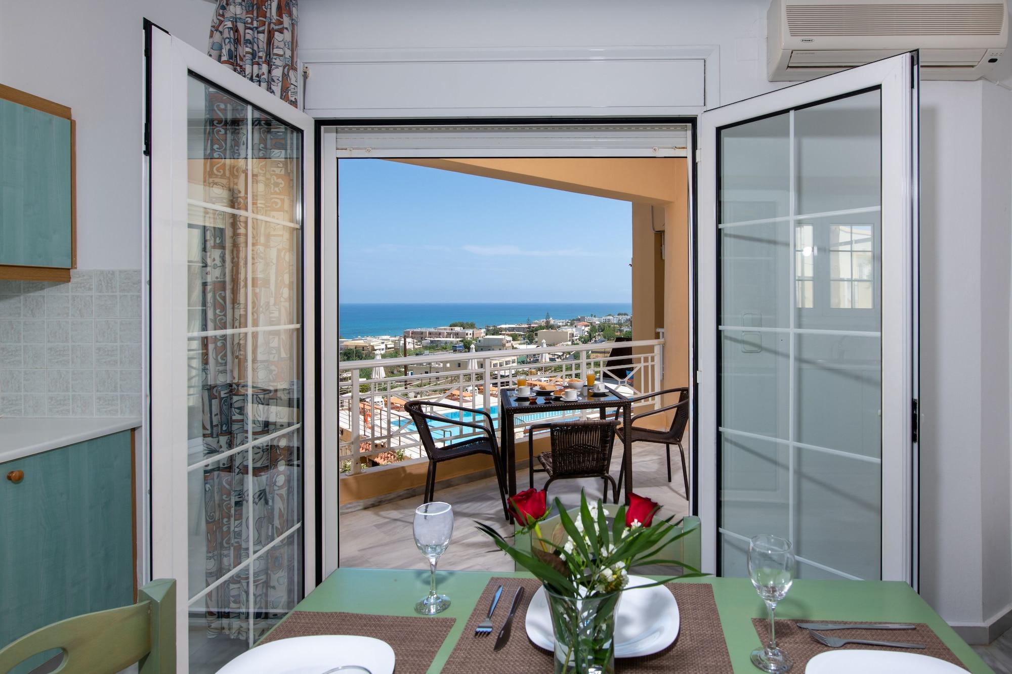 Playa Sunrise Studios & Apartments