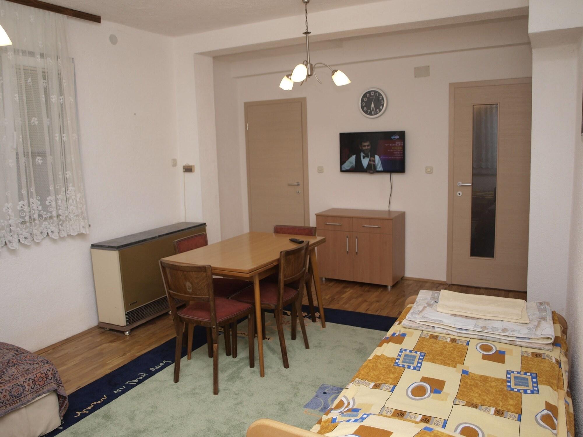 Set de Habitación Bogdanovski Studios & Guest Rooms