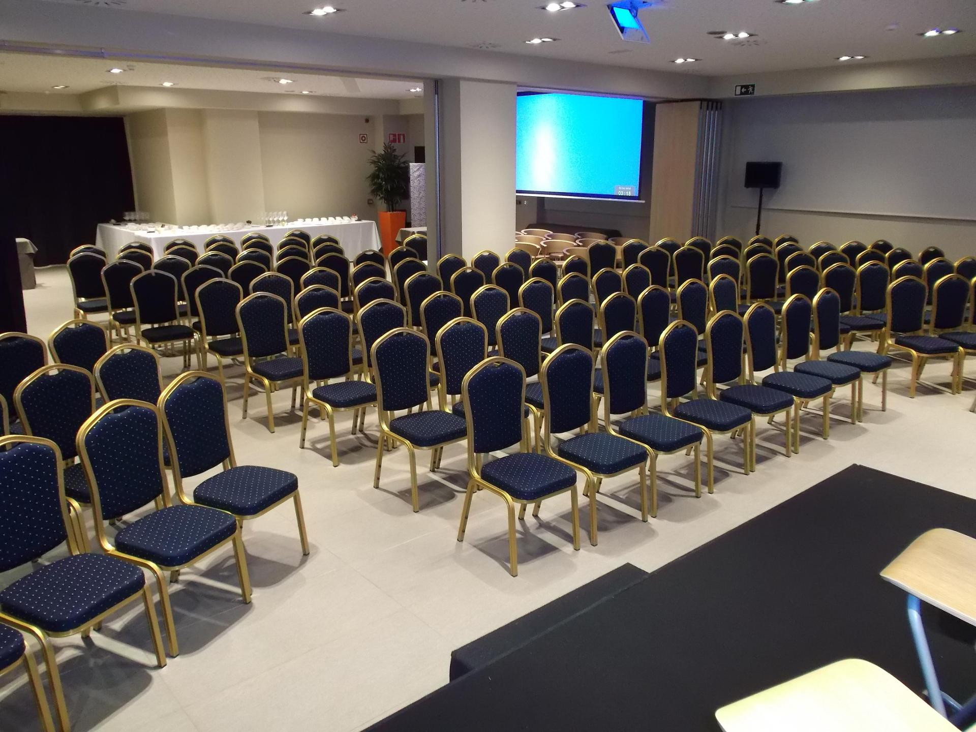 Sala de Reuniones Hotel Sercotel Ciudad de Miranda
