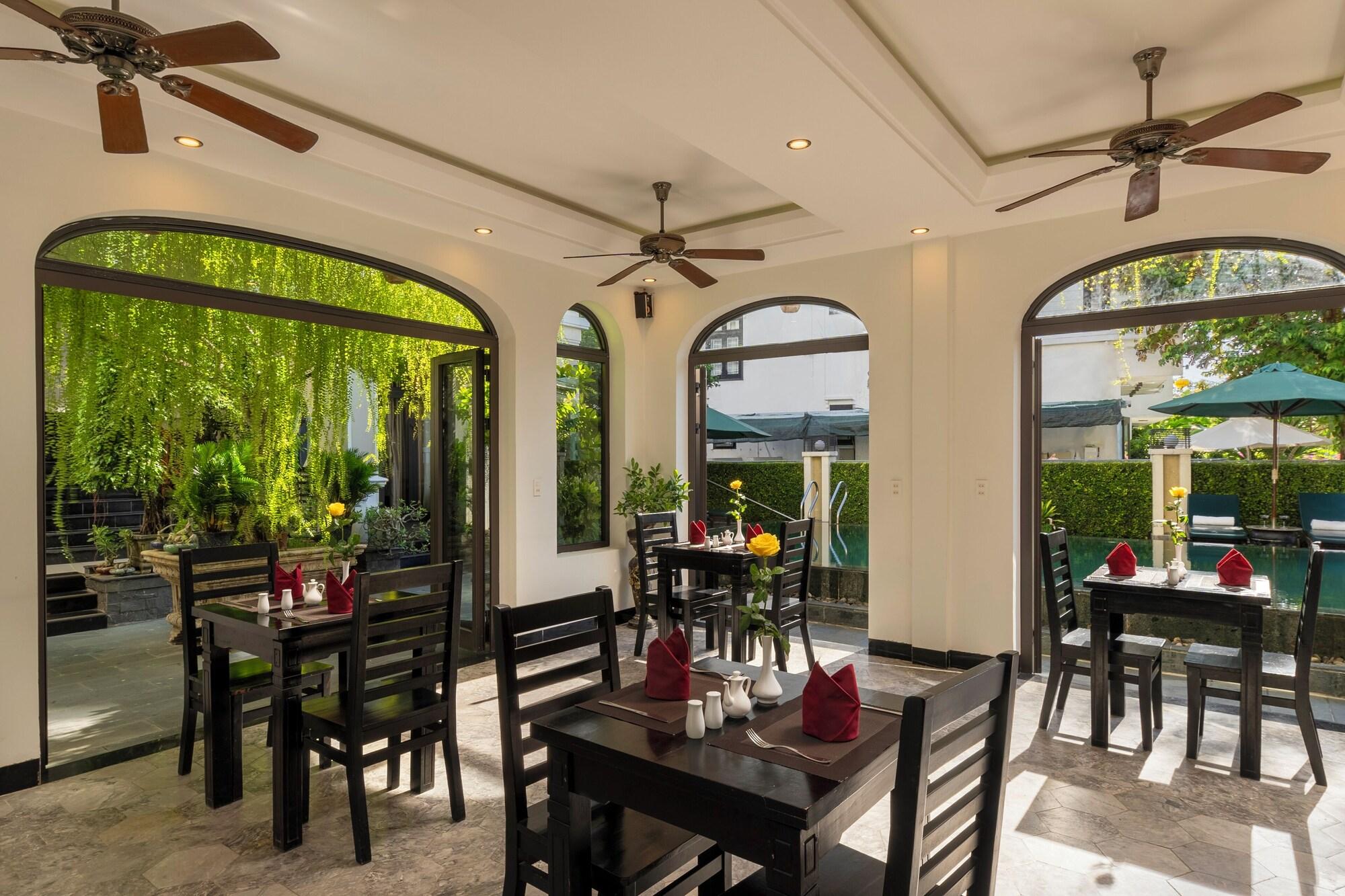 Restaurant Green Tea Homestay