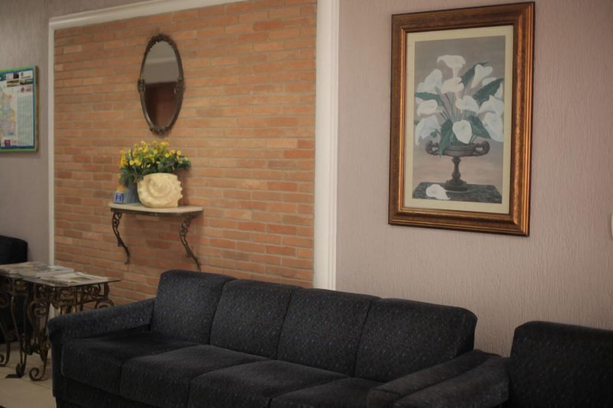 Vista Lobby Rosa's Hotel