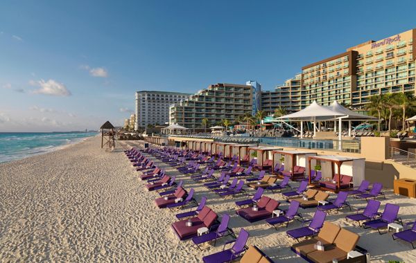Hard Rock Hotel Cancun - All Inclusive - Hoteles cerca de Playa Delfines en Cancún