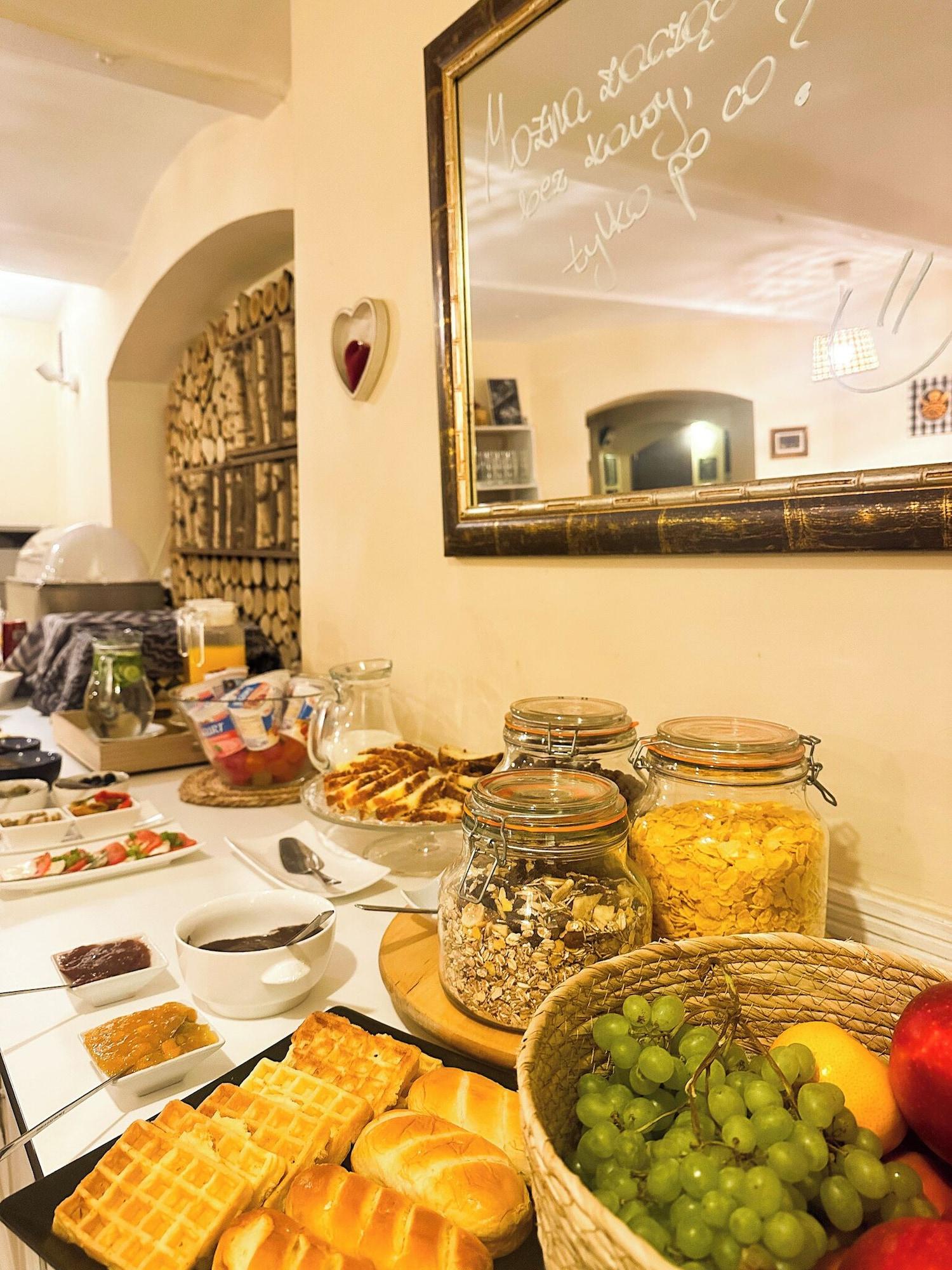 Restaurant Explorer B&B Old Town Rooms & Apartment