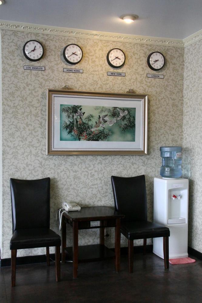 Hotel Metro Plaza Hotel