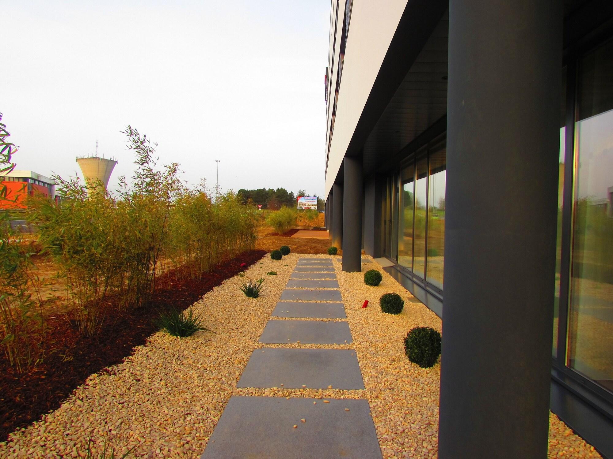 Vista Exterior Brit Hotel Saint Brieuc Plérin