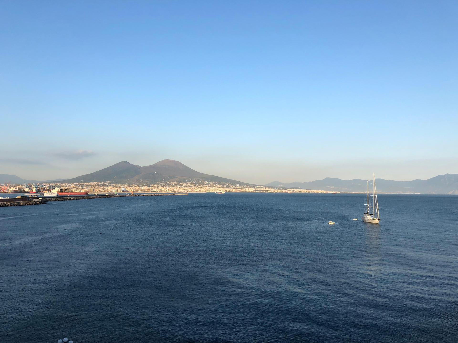 Vista Exterior Caruso Place Boutique & Wellness Suites